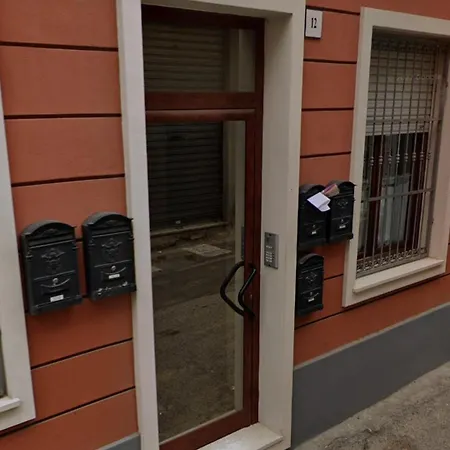 Con Terrazza E Parcheggio *